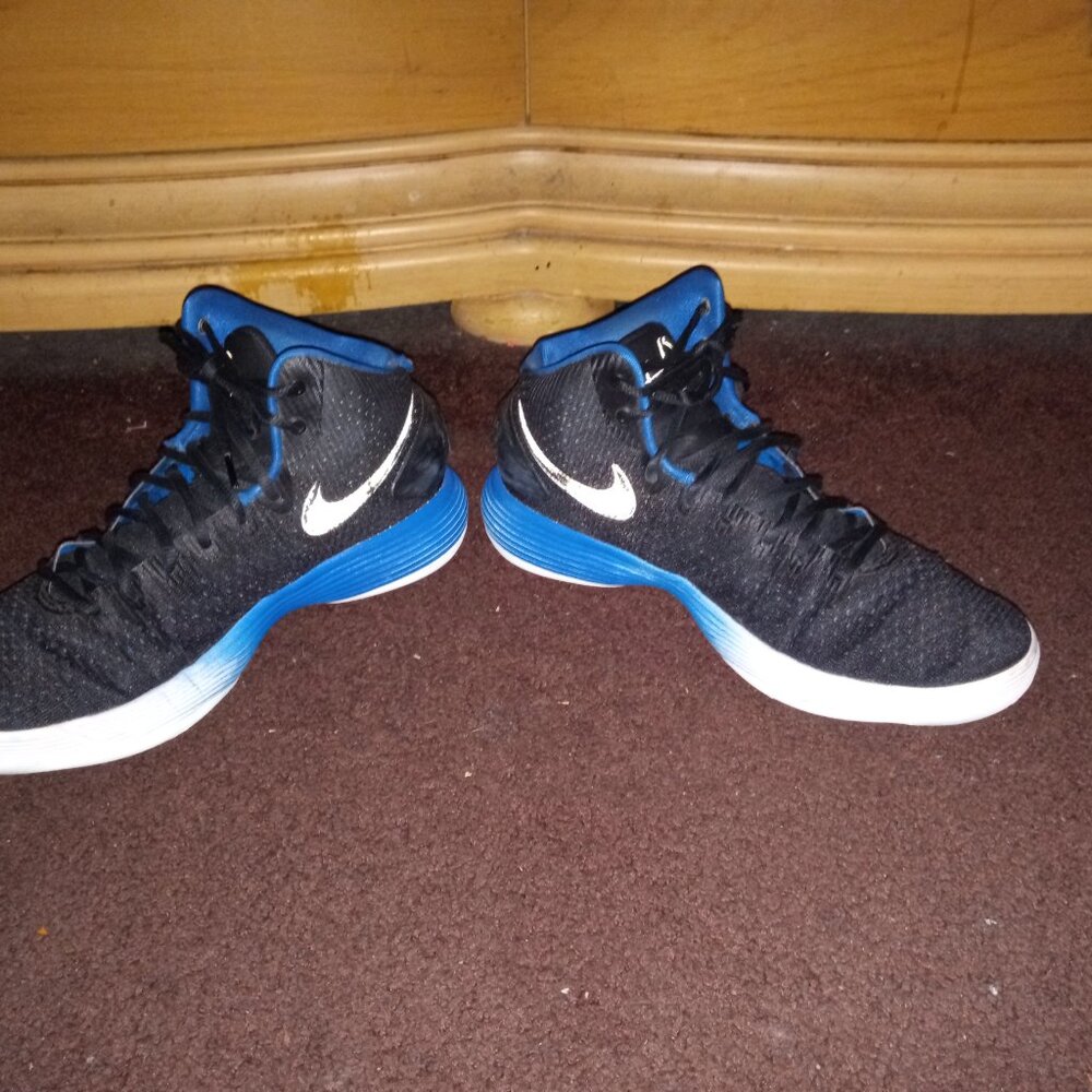 Nike hyperdunk 2017 basketball sneakers size 11